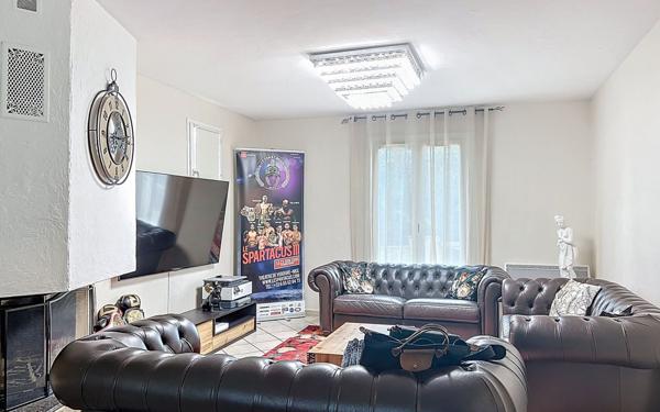 Maison à vendre    6 pièces • 152,55 m2 Villeneuve-Loubet