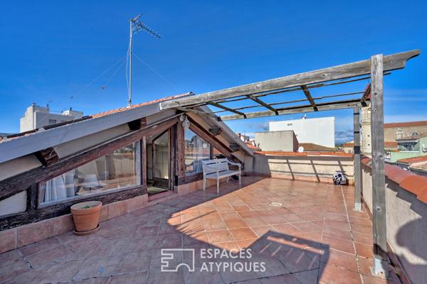 Maison de ville avec terrasse tropézienne de 30 m² et vue mer