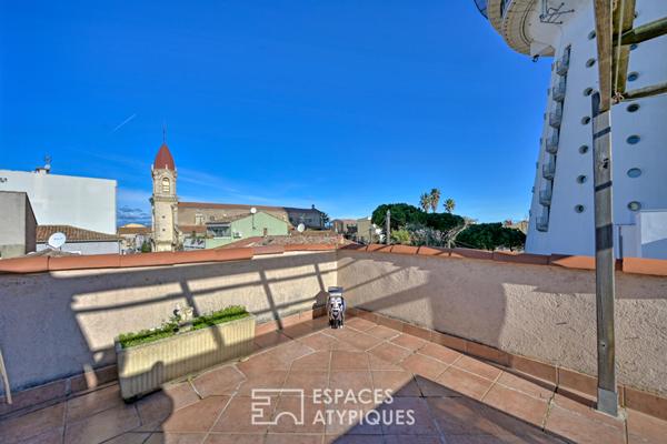 Maison de ville avec terrasse tropézienne de 30 m² et vue mer