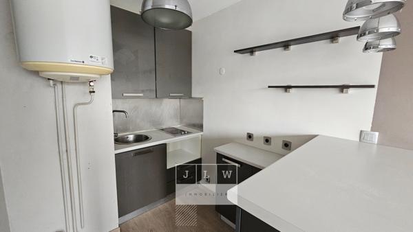 VPE-LL152 - T1 Non Meublé - 31,8M² - SECTEUR REPUBLIQUE