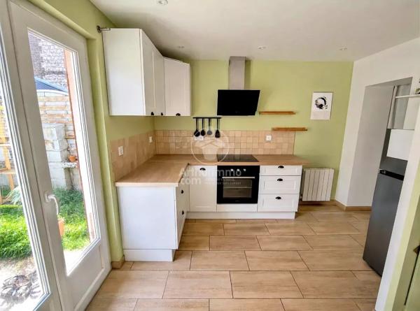 Location                                                      Maison de ville
                        
                     3 pièces                      50 m2                     à Le Petit-Quevilly