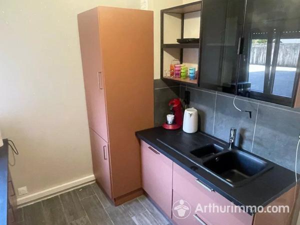 Vente                                                      Appartement
                        
                     3 pièces                      62 m2                     à Pontarlier