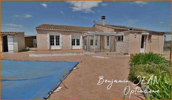 Maison de plain-pied 166m² avec piscine sur 1200m² à Sérignan – Gros potentiel !