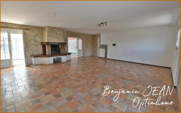 Maison de plain-pied 166m² avec piscine sur 1200m² à Sérignan – Gros potentiel !