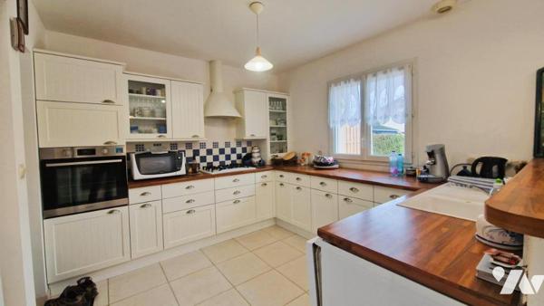 ST PERE EN RETZ, maison de plain pied, proche toutes commodités, 4 chambres