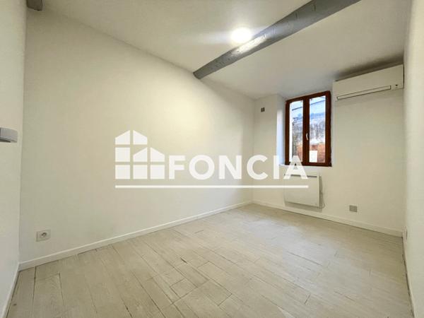 Location Appartement 3 pièces 1 m² - Toulon 83200