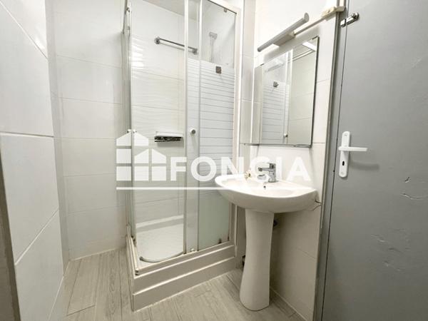 Location Appartement 3 pièces 1 m² - Toulon 83200