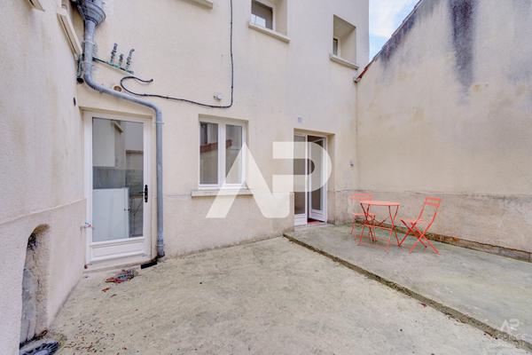 Appartement Rueil Malmaison 1 pièce(s) 28.58 m2 210 000 € **  - Référence  19902