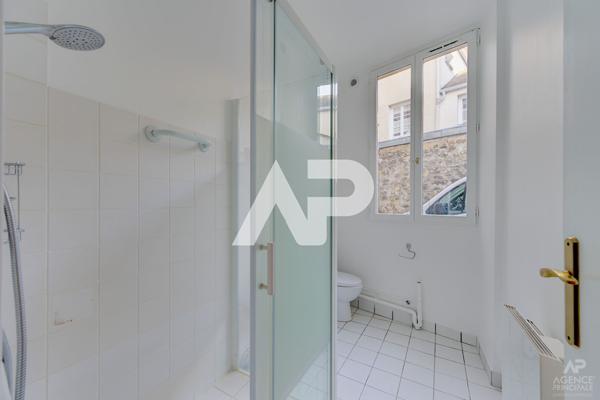 Appartement Rueil Malmaison 1 pièce(s) 28.58 m2 210 000 € **  - Référence  19902