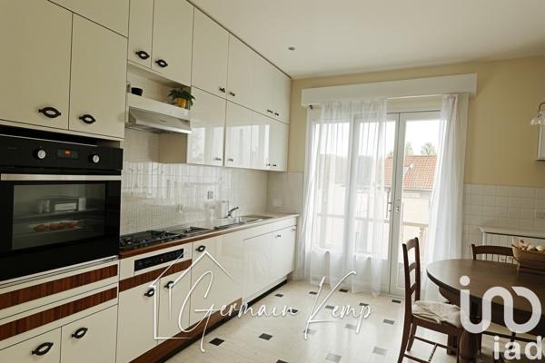 Appartement 6 pièces de 131 m² à LES ABRETS (38490)