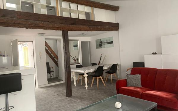 Appartement à vendre    3 pièces •  Toulon