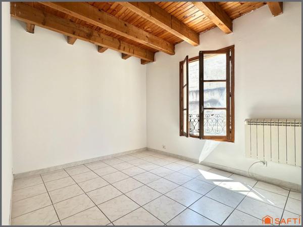 T3 avec terrasse et GARAGE Intra-muros d'AVIGNON