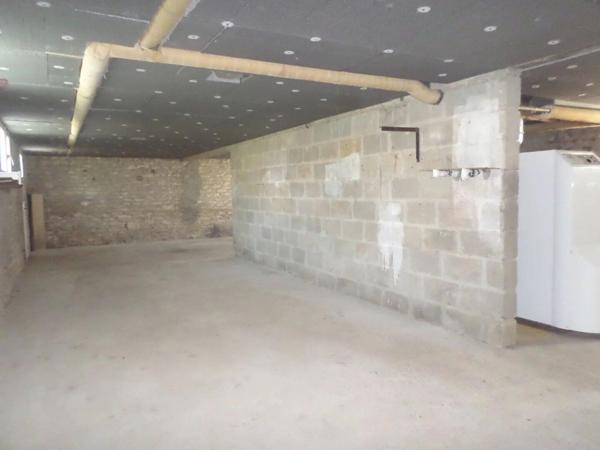Vente                                                      Maison
                        
                     4 pièces                      83 m2                     à Lussac-les-Châteaux