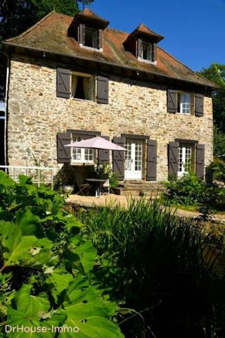 Maison à vendre 20 pièces de 675 m²