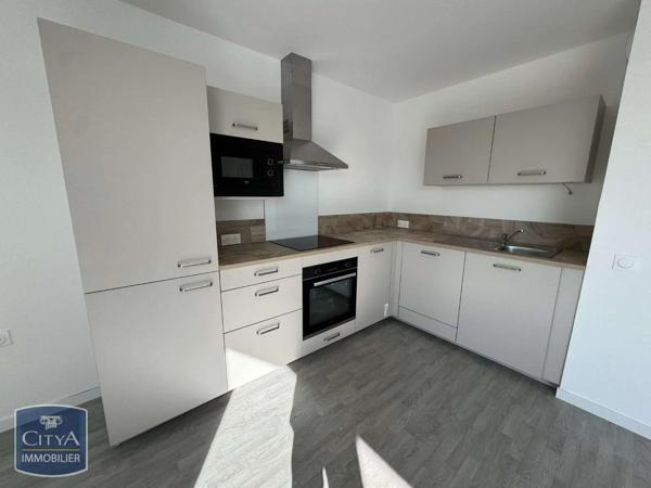 Appartement à louer 3 pièces 68.02m² Fleury-sur-Orne (14123)