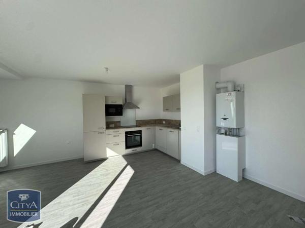 Appartement à louer 3 pièces 68.02m² Fleury-sur-Orne (14123)