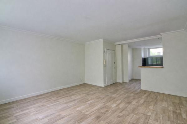 Appartement avec 4 chambres entre le centre ville et Fontaine Michalon