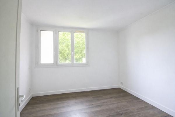 Appartement avec 4 chambres entre le centre ville et Fontaine Michalon