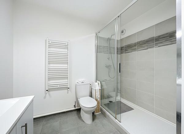Appartement 3 pièces de 72 m² avec terrasse de 42m2 -SUD -vue Tour eiffel - Colombes