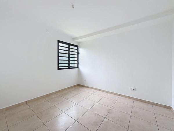 Baie-Mahault - villa T4 neuve