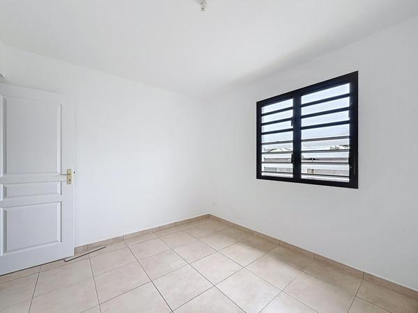 Baie-Mahault - villa T4 neuve