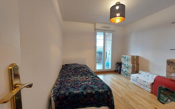 Appartement à vendre    3 pièces • 69 m2 Émerainville