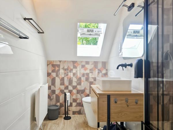 Pavillon contemporain de 151 m² avec 4 chambres dont une suite parentale à 10 min du Mans