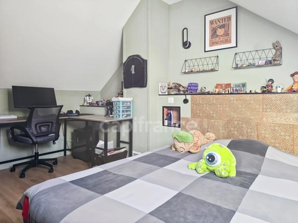 Pavillon contemporain de 151 m² avec 4 chambres dont une suite parentale à 10 min du Mans