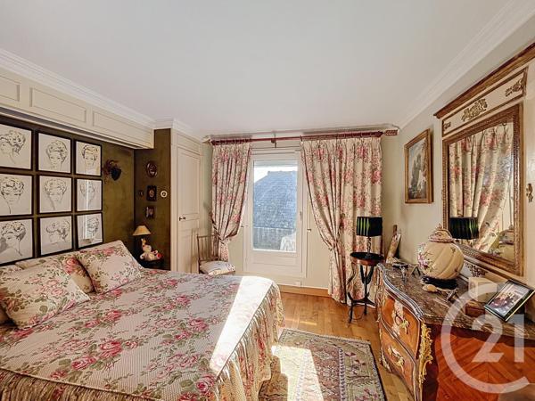 Appartement T5 à vendre  5 pièces - 143,09 m2 LAMBALLE - 22