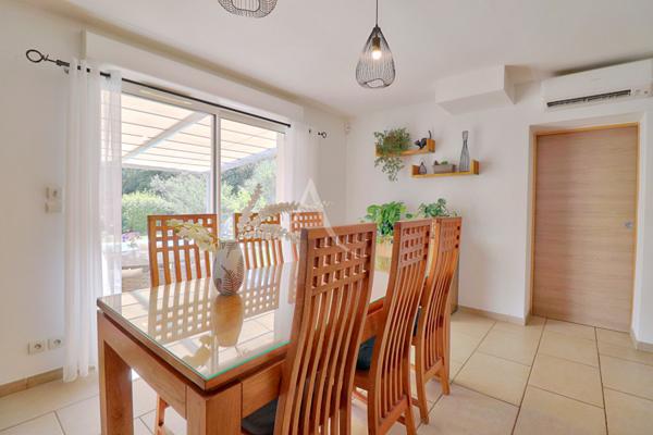 VILLA TYPE 6 AVEC JARDIN PAYSAGE PISCINE CHAUFFEE GARAGE A GREOUX LES BAINS