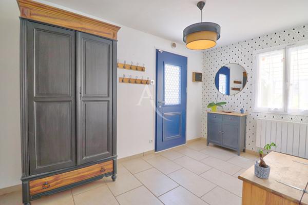 VILLA TYPE 6 AVEC JARDIN PAYSAGE PISCINE CHAUFFEE GARAGE A GREOUX LES BAINS
