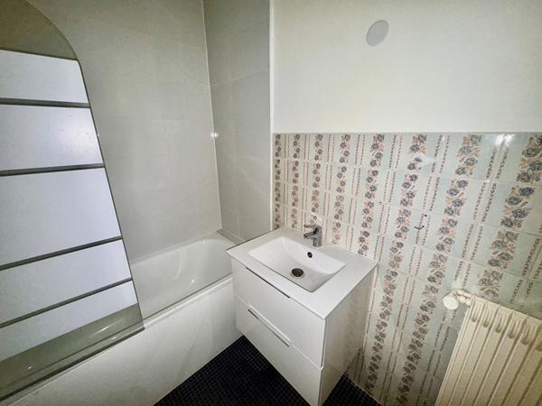 Appartement Fontenay-sous-Bois 1 pièce 28.73 m2