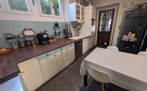 Maison à vendre    5 pièces •  Brie-Comte-Robert