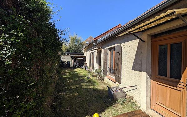 Maison à vendre    5 pièces •  Brie-Comte-Robert