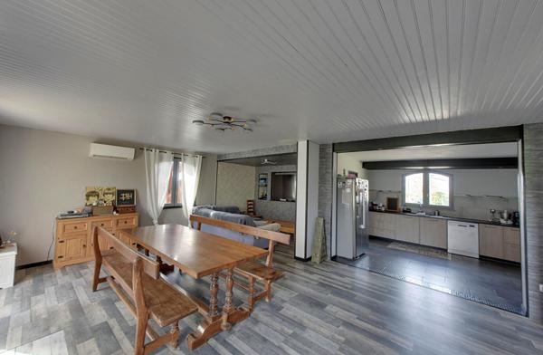 Maison plain-pied 110 m² ? Terrain arboré +3000 m² ? Garage 100 m² ? Sans vis-à-vis