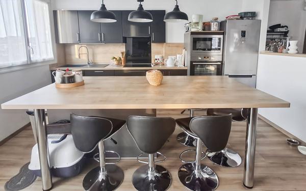 Appartement à vendre    2 pièces • 55,49 m2 Notre-Dame-de-Sanilhac