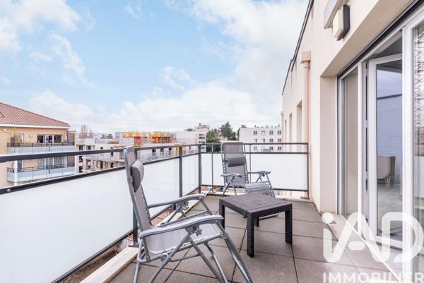 Appartement à vendre 4 pièces 77 m² Bron