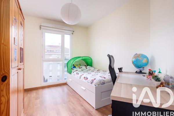 Appartement à vendre 4 pièces 77 m² Bron