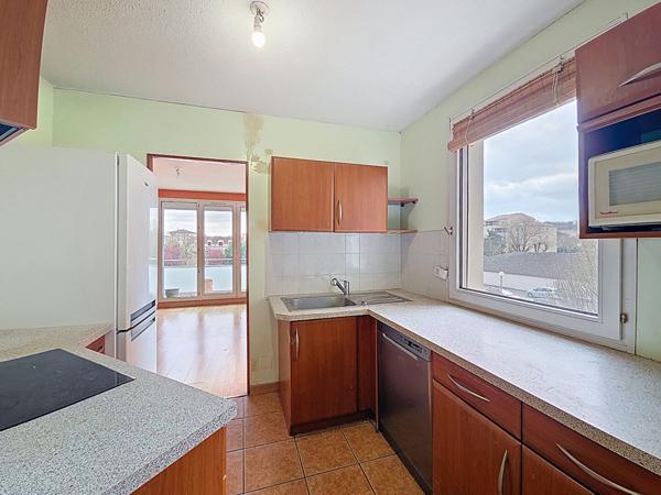 EXCLUSIVITÉ - T4 de 87 m² A VENDRE - ASCENSEUR - BALCONS - PISCINE - CASTANET-TOLOSAN