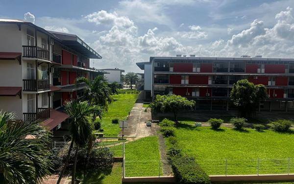Appartement à louer    2 pièces •  Kourou
