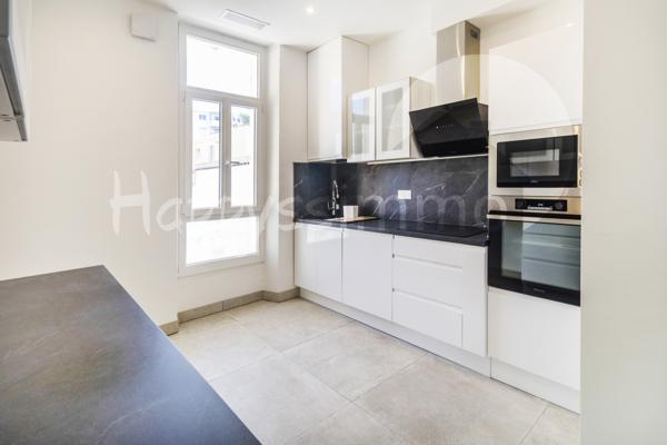 Appartement
                                                                                                                                                                                                                                                                                                                        5 pièce(s)                                                                                                                                                                                                          3 chambre(s)                                                                                                                                                                                                          110  m²