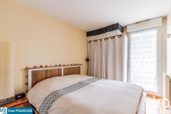 Appartement 2 pièces de 44 m² à Sainte-Geneviève-des-Bois (91700)