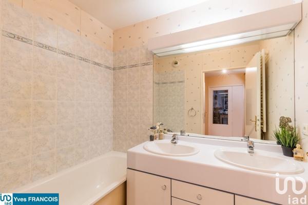 Appartement 2 pièces de 44 m² à Sainte-Geneviève-des-Bois (91700)