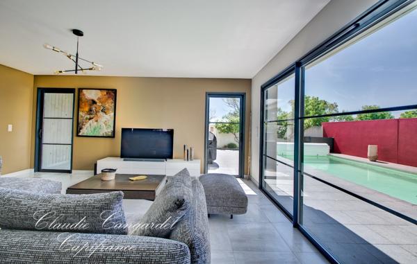 MARSILLY, Villa contemporaine de plain-pied, 4 chambres, avec piscine, sans vis à vis, à deux pas de l’océan