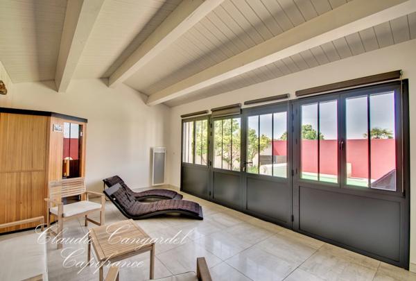 MARSILLY, Villa contemporaine de plain-pied, 4 chambres, avec piscine, sans vis à vis, à deux pas de l’océan