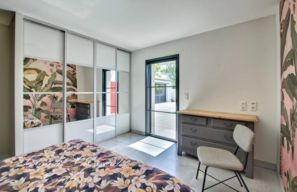 MARSILLY, Villa contemporaine de plain-pied, 4 chambres, avec piscine, sans vis à vis, à deux pas de l’océan