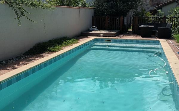 Maison à vendre    5 pièces •  Le Passage