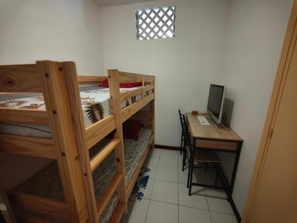 CAYENNE – Centre-ville – Appartement T2 lumineux avec loggia et balcons