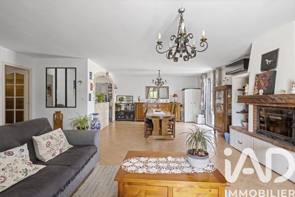 Maison à vendre 6 pièces 161 m² Pourrières