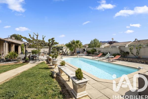 Maison à vendre 6 pièces 161 m² Pourrières